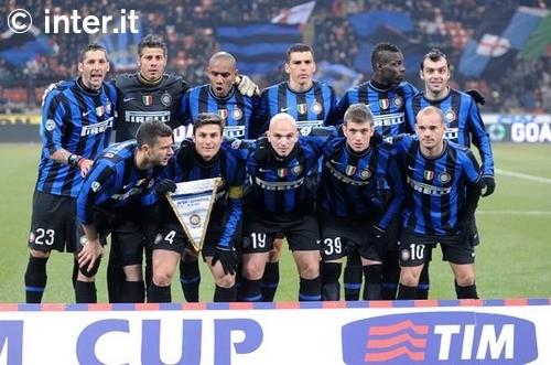 斯图加特的恩达夫在伤愈后重拾状态：逆境中的前锋之路