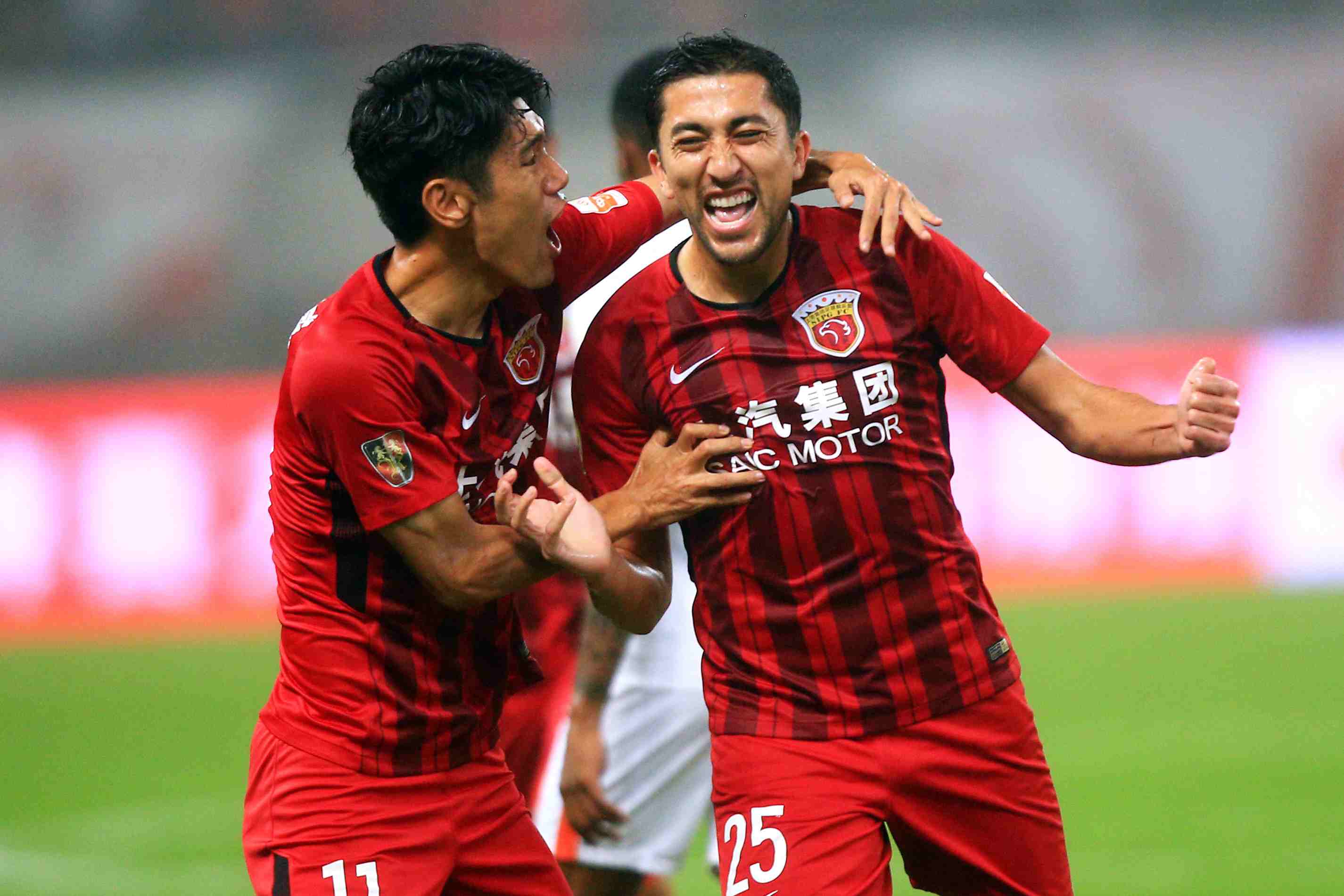 F1阿布扎比站：强势拿下一练第1+二练第1，诺里斯：不太满意