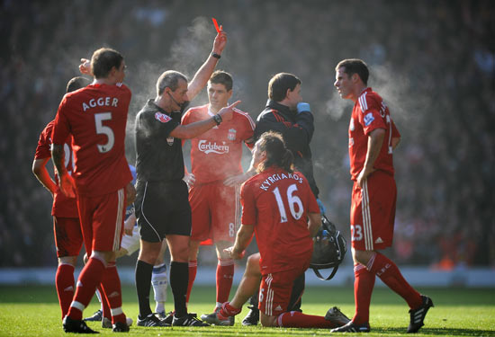 世界足球又一巨星宣布退役