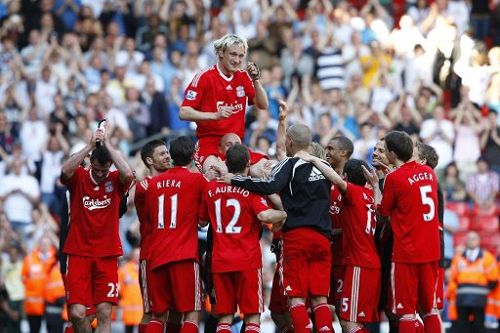 里夫斯14分7助攻＆艾顿10分，湖人半场轰出67分